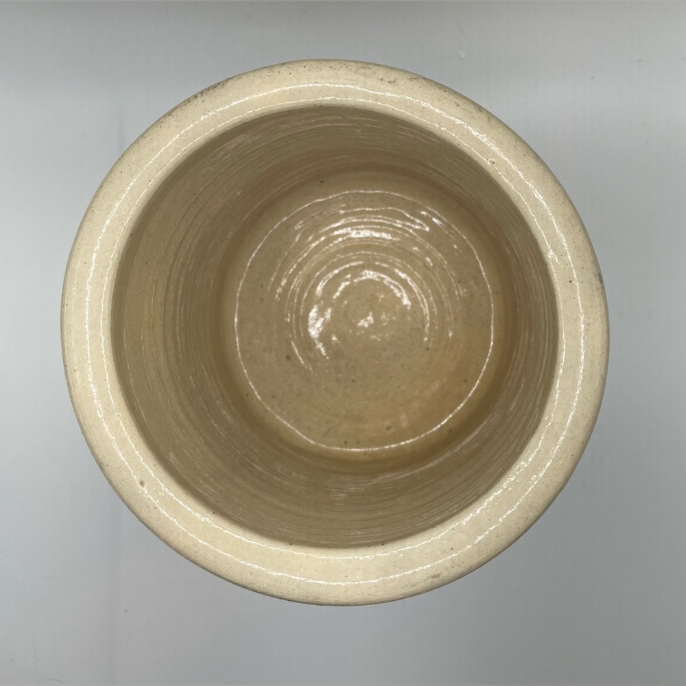 Salt Glazed Crock with Arc and Elephant and Giraffe - Picture 4 of 5